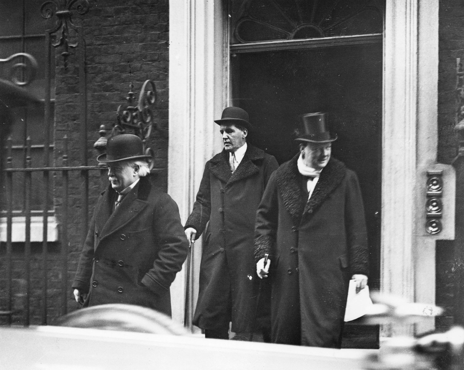 Arriving at and departing 10 Downing Street, the delegates ran the daily gauntlet of photographers