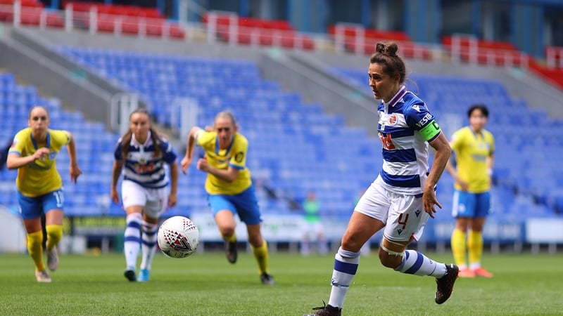 Fara Williams in the colours of Reading