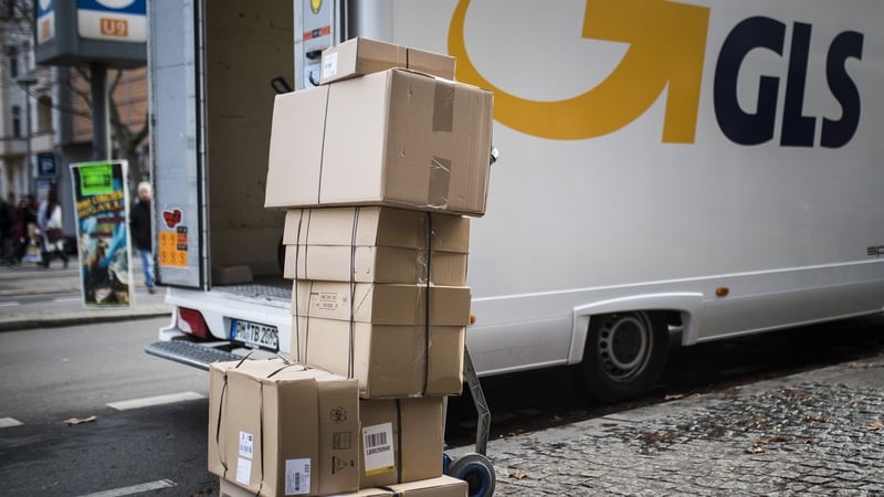 Royal Mail's GLS parcel service has announced a deal for Canada's Rosenau Transport