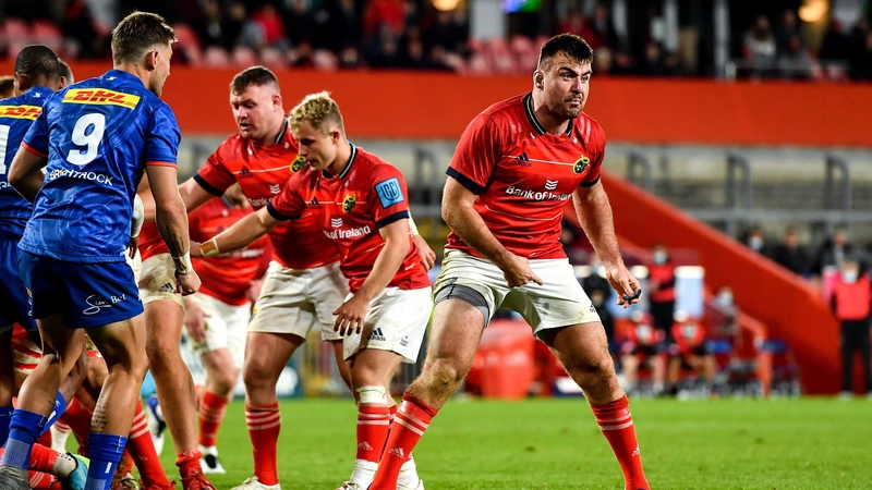 Niall Scannell appeals to the assistant referee following the alleged biting incident