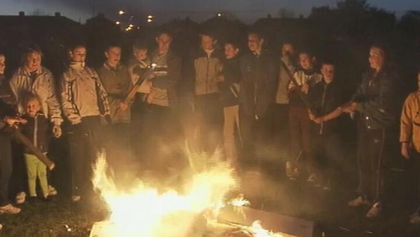 Children at bonfire, Dolphin Road, Drimnagh (2001)