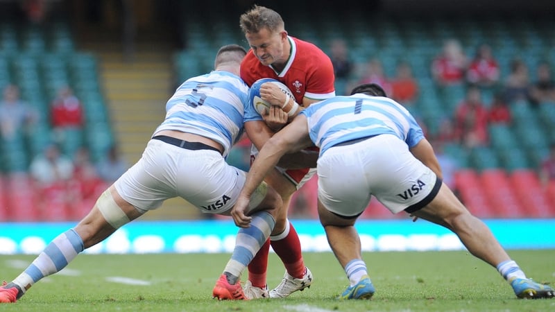 Wales's Hallam Amos will quit rugby at the end of this campaign