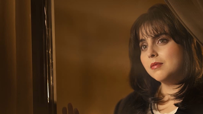 Beanie Feldstein as Monica Lewinsky in American Crime Story