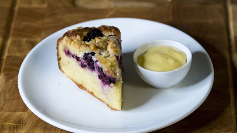 A piece of cake - or an easy flying mission?