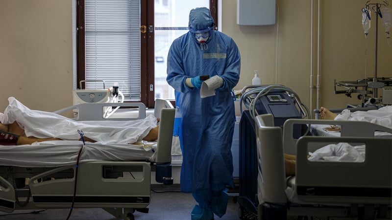 Covid patients are treated in the ICU at the Moscow Sklifosovsky emergency hospital