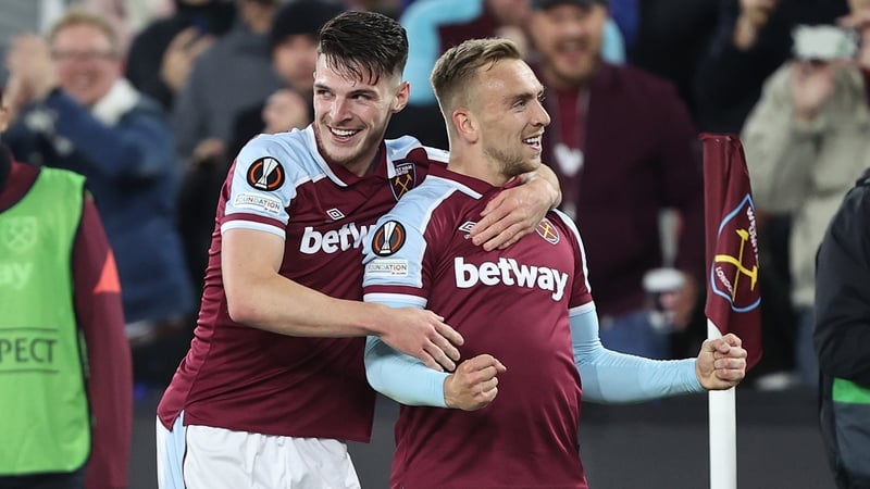 Jarrod Bowen celebrates scoring their third goal with Declan Rice