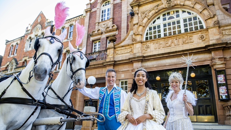 Anton Du Beke with panto stars