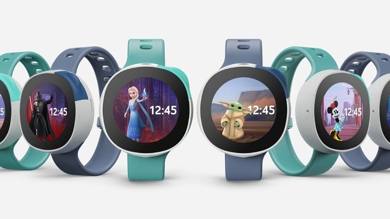 The watch comes in two colours - green and blue