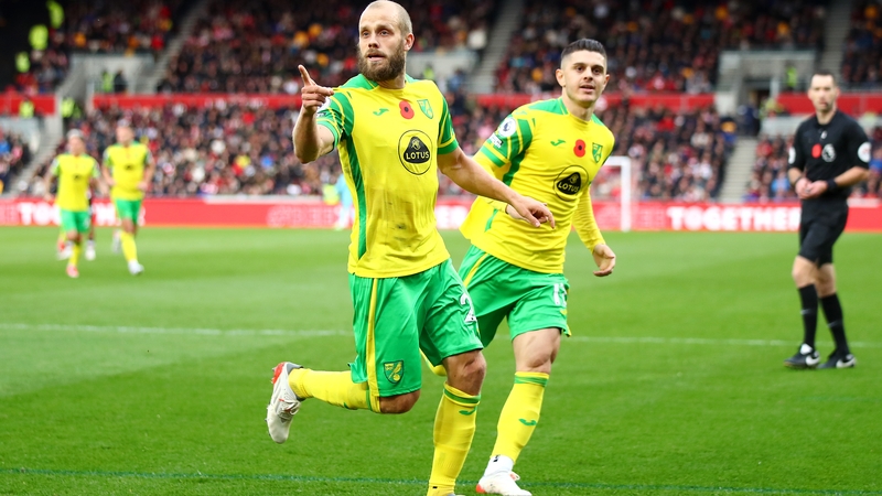 Teemu Pukki of Norwich City celebrates