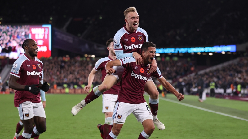 West Ham moved to within three points of the top of the table