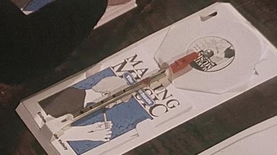 'Making Music' tin whistle gift set, Appletree Press (1976)