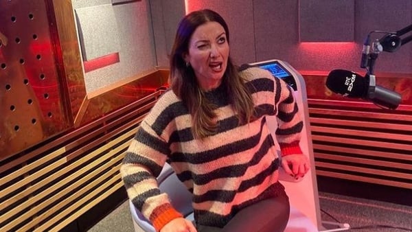 Dee McMahon brought BTL's Emsella Chair into the RTÉ 2FM studios for Jennifer Zamparelli to try.