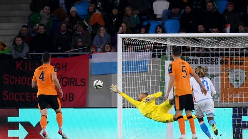 Bazunu in full flight to keep the score at 0-0 in the first half