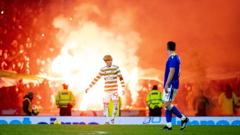 Celtic fans paid tribute to Lisbon Lion Bertie Auld at Hampden Park