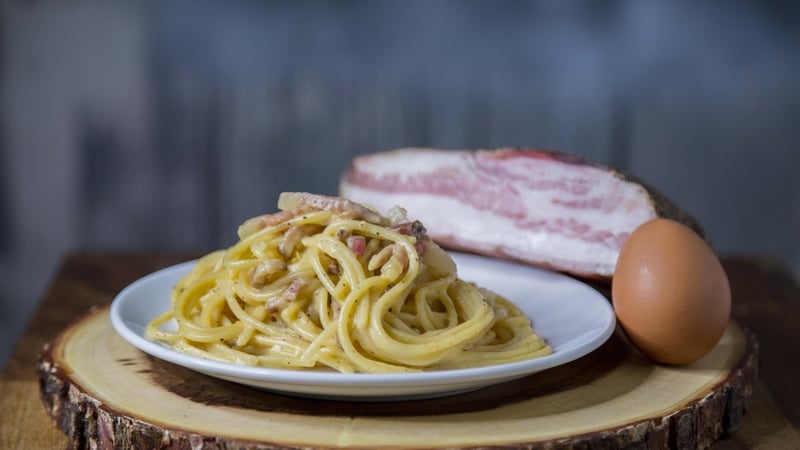 Massimiliano Bagaglini's authentic spaghetti alla carbonara