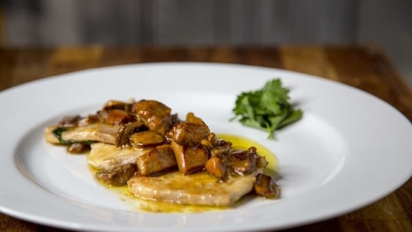 Massimiliano Bagaglini's scaloppine ai funghi porcini.