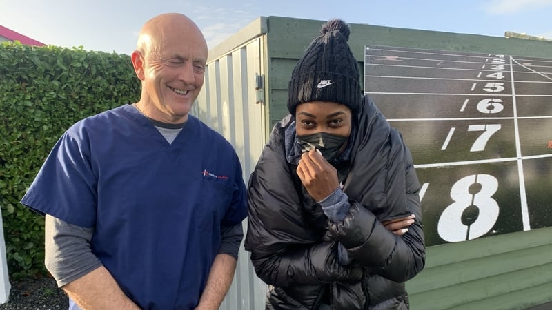 Elaine Thompson-Herah alongside renowned Carlow physio Anthony 'Star' Geoghegan