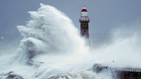 Braon i mbéal na gaoithe- 5 beautiful words for awful weather