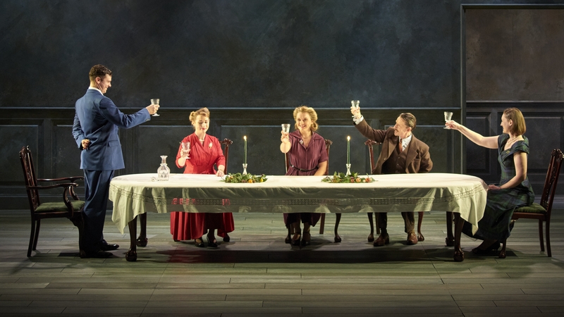 Emmet Byrne, Valerie O'Connor, Fionnuala Gygax, Will O'Connell and Rachel O'Byrne in 'The Long Christmas Dinner' (Pic: Ros Kavanagh)