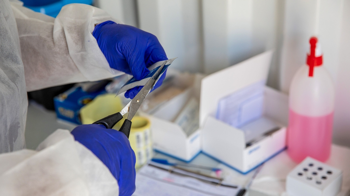 New guidance for schools as tension remains between NPHET and Government