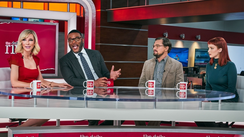 Hey you guys, it's the sexy comet scientist and his surly sidekick!