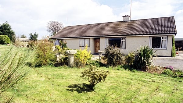 A bungalow in Kilcoole, Co Wicklow, in April 1987 which was one of the locations used in TV show Glenroe. Photo: Mary Lee/	RTÉ Stills Department