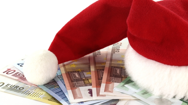 The payment of a Christmas bonus is discretionary