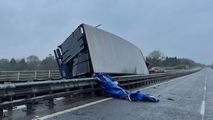Gardaí are dealing with an overturned truck on the M8 in Cork (Pic: @GardaTraffic)