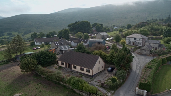Electric Ireland Superhomes takes the view that the home is an interdependent energy system which will operate more efficiently when all energy related elements work in harmony