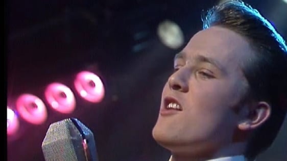 Sean Foy of Those Handsome Devils at the Cathedral Club, Dublin on Megamix (1987)