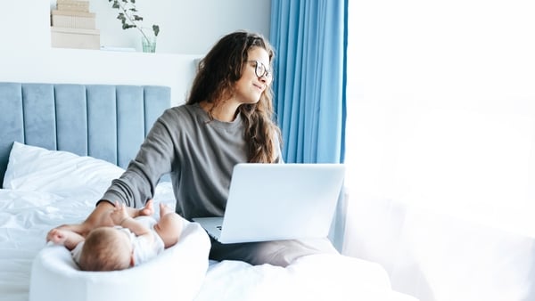 Navigating the Momosphere - "The mums DO say it's all on them"