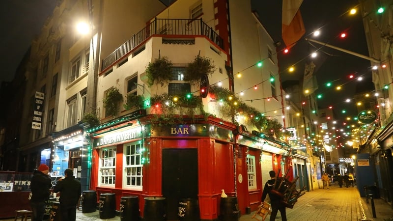 NPEHT is expected to recommend a change to the 8pm closing time for bars and restaurants