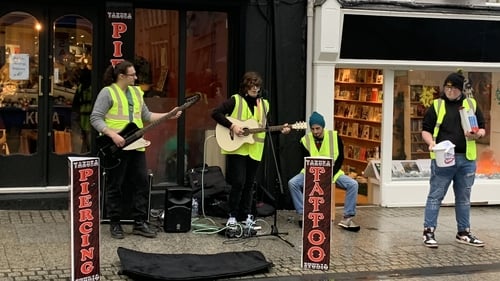 Last year the event took place completely on-line but this year it was back in front of live audiences of shoppers and walkers in the city centre