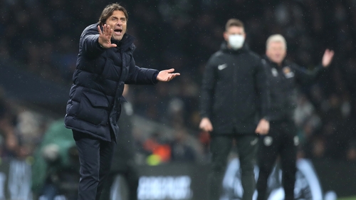 Antonio Conte calling the shots from the sideline in Spurs win over West Ham