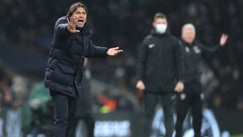 Antonio Conte calling the shots from the sideline in Spurs win over West Ham
