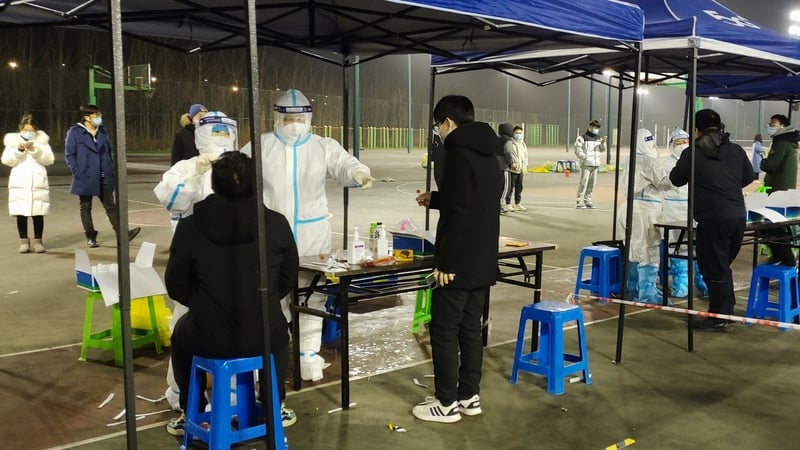 Teachers and students of Tianjin University receive Covid-19 nucleic acid test