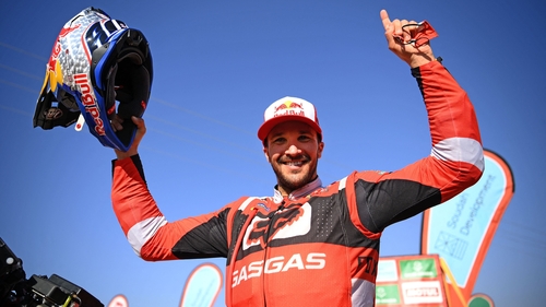 Sam Sunderland celebrates his Dakar Rally success