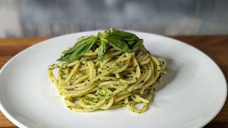 Max Bagaglini's spaghetti with basil pesto