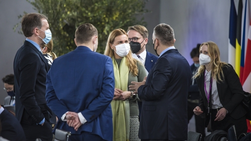 Kadri Simson (C) said she would attend conferences in Azerbaijan and the United States in February to discuss ways for increasing gas deliveries