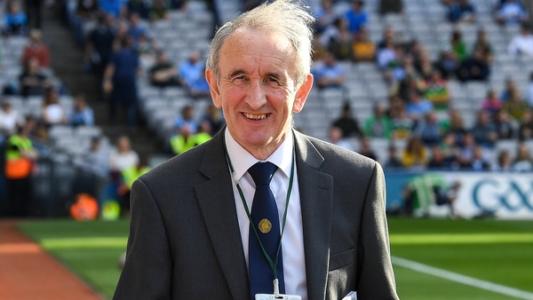 Willie Barrett was physically confronted once while refereeing