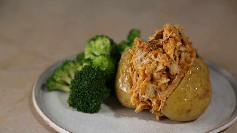 Each serving contains approximately 600 kcal.