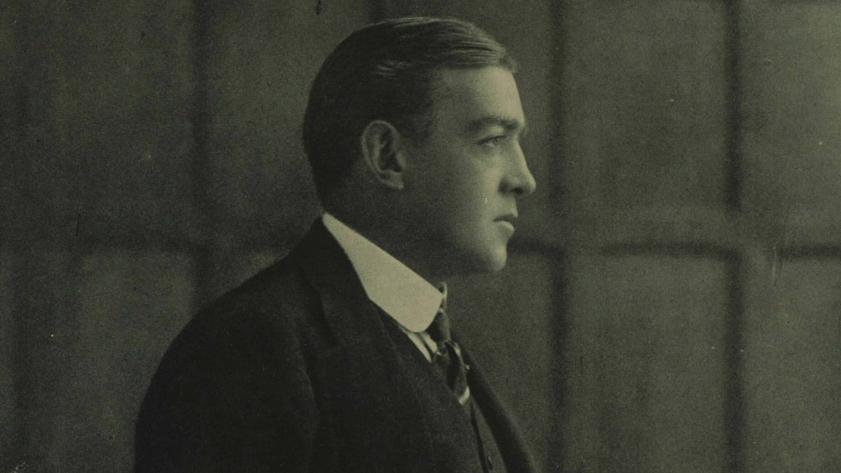 Shackelton's Floorboard Violin