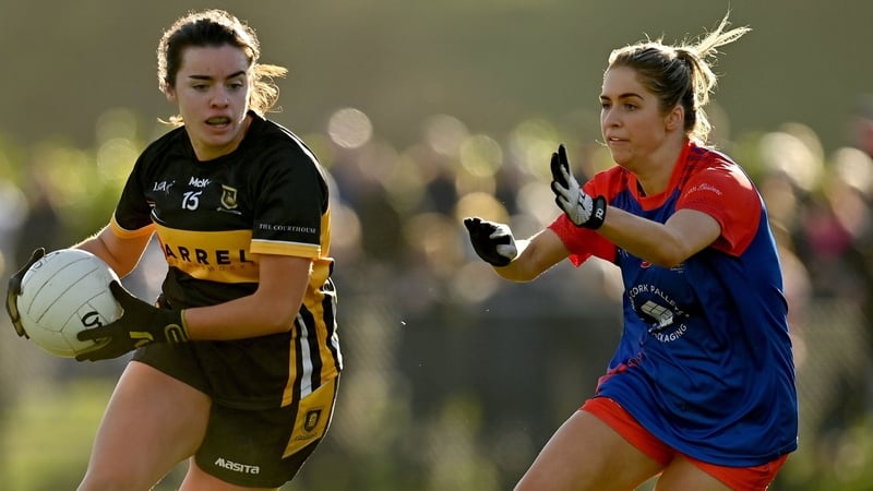 Laura Fitzgerald (L) in action against Elaine Doyle of St Peter's Dunboyne.