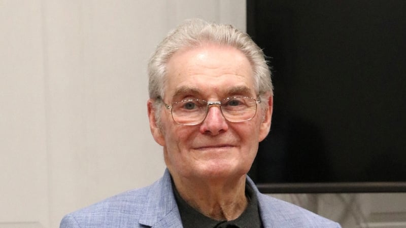 Holocaust survivor Tomi Reichental dies aged 90