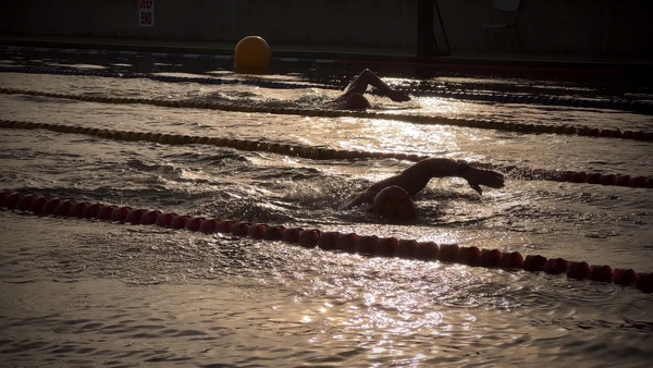 Swimmers training at Clontarf Baths in Dublin for tomorrow's Ice Mile event