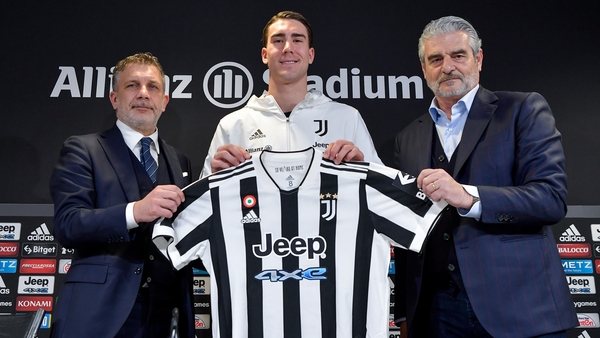 Vlahovic's unveiling at the Allianz Stadium
