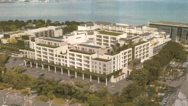 The residents said that bedrooms, gardens and kitchens to the rear of Frascati Park will experience a real loss of privacy and sense of security as families try to go out their daily routines
