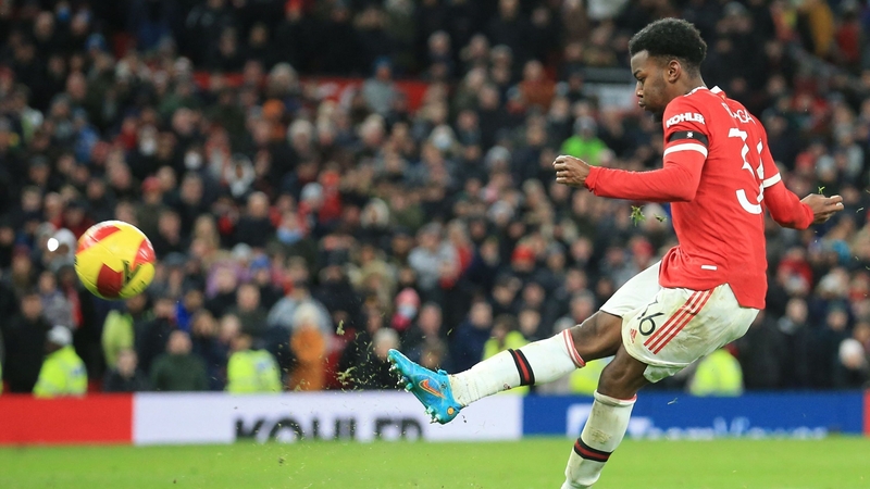 Anthony Elanga misses the penalty that resulted in Manchester United's exit from the FA Cup