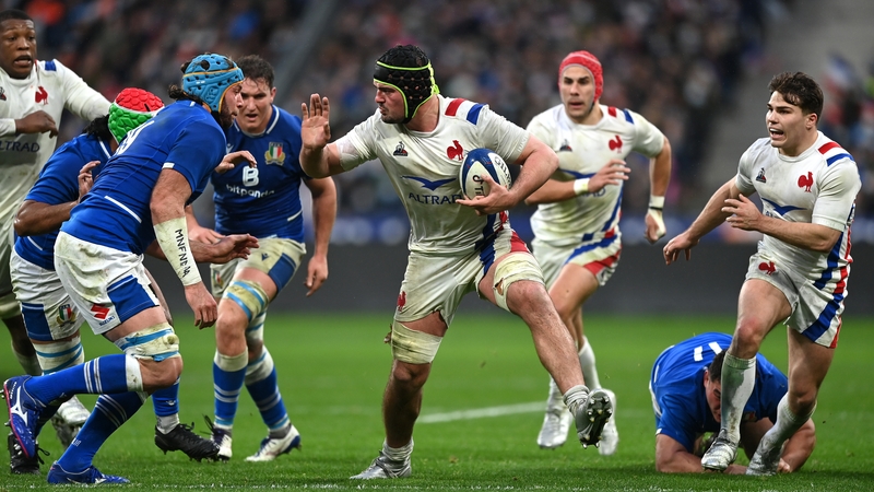 France number 8 Gregory Alldritt makes a break against Italy