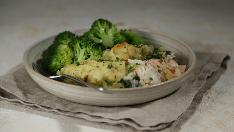 Each serving contains approximately 500 kcal.